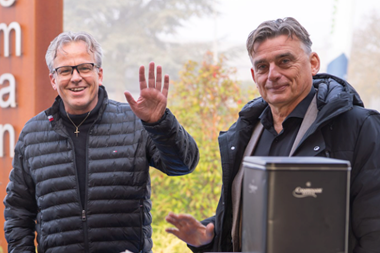 Afscheid van bestuursleden tijdens ledenvergadering 